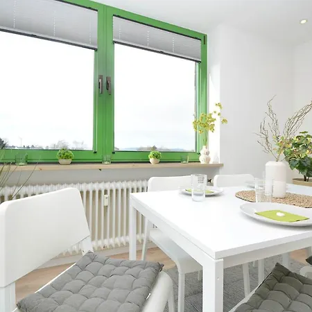 3-room With Balcony Apartment